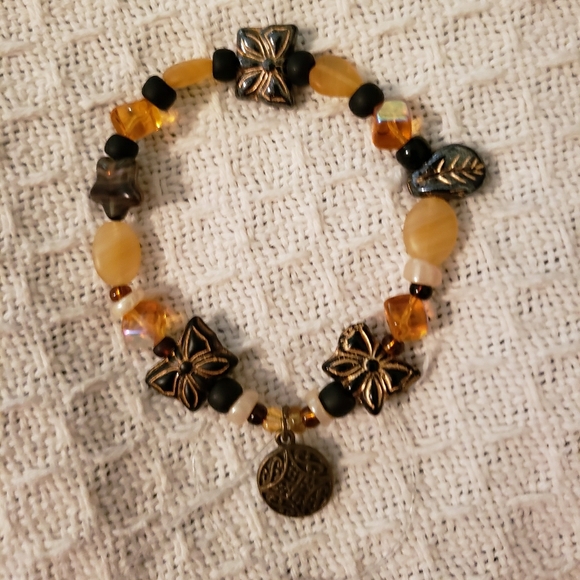 Fall Bracelet - Picture 2 of 2